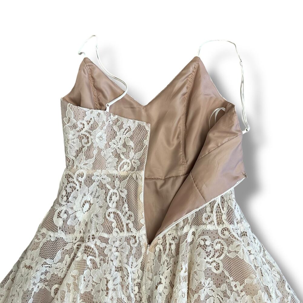 L’Atiste by Amy Ivory Lace Mini Dress Medium Fit & Flare Blush Lined Bridal - Picture 6 of 9
